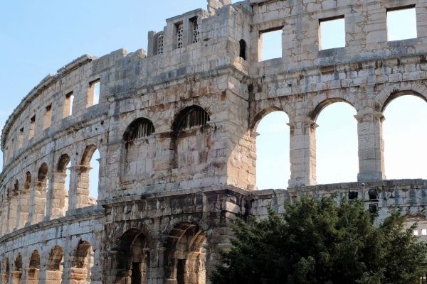 Pula